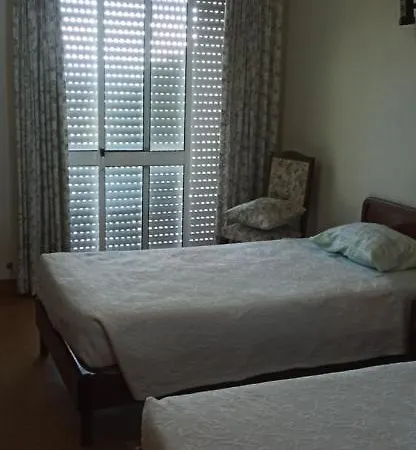 Pensao Continental Machado 3* 卡德拉斯