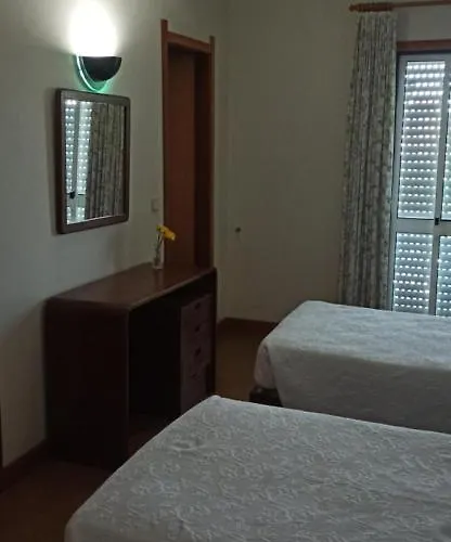 Pensao Continental Machado 게스트하우스 칼데라스